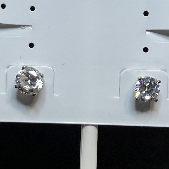 Unbranded Jewelry - Vintage Sterling Silver And CZ Pierced Earrings (3779)